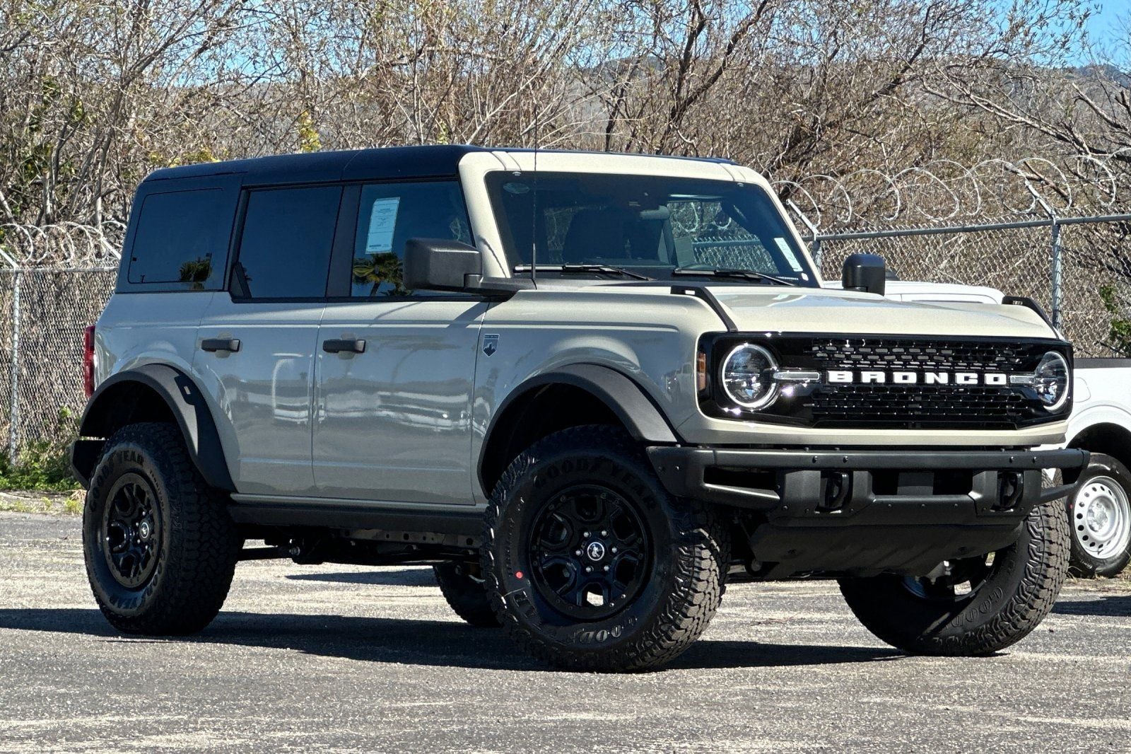 2026 Ford Bronco Big Bend in Desert Sand — front three-quarter view