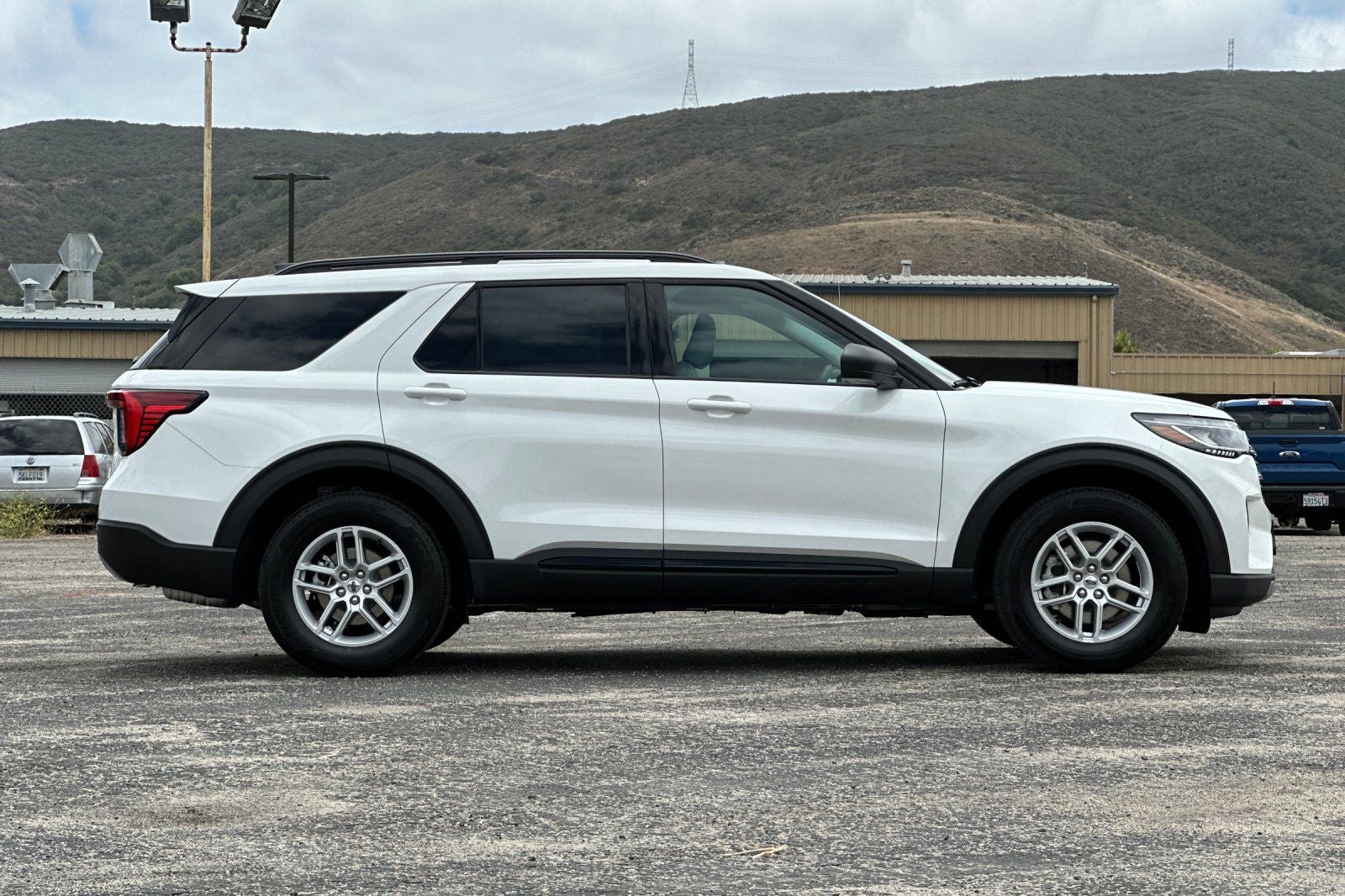 2026 Ford Explorer — side profile view